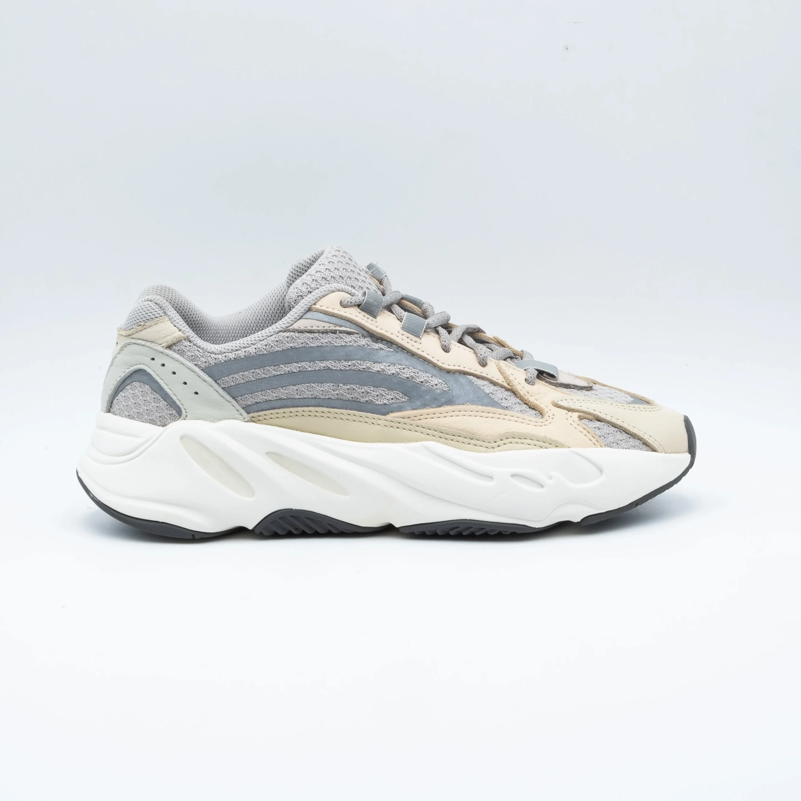 Adidas Yeezy Boost 700 V2 Cream