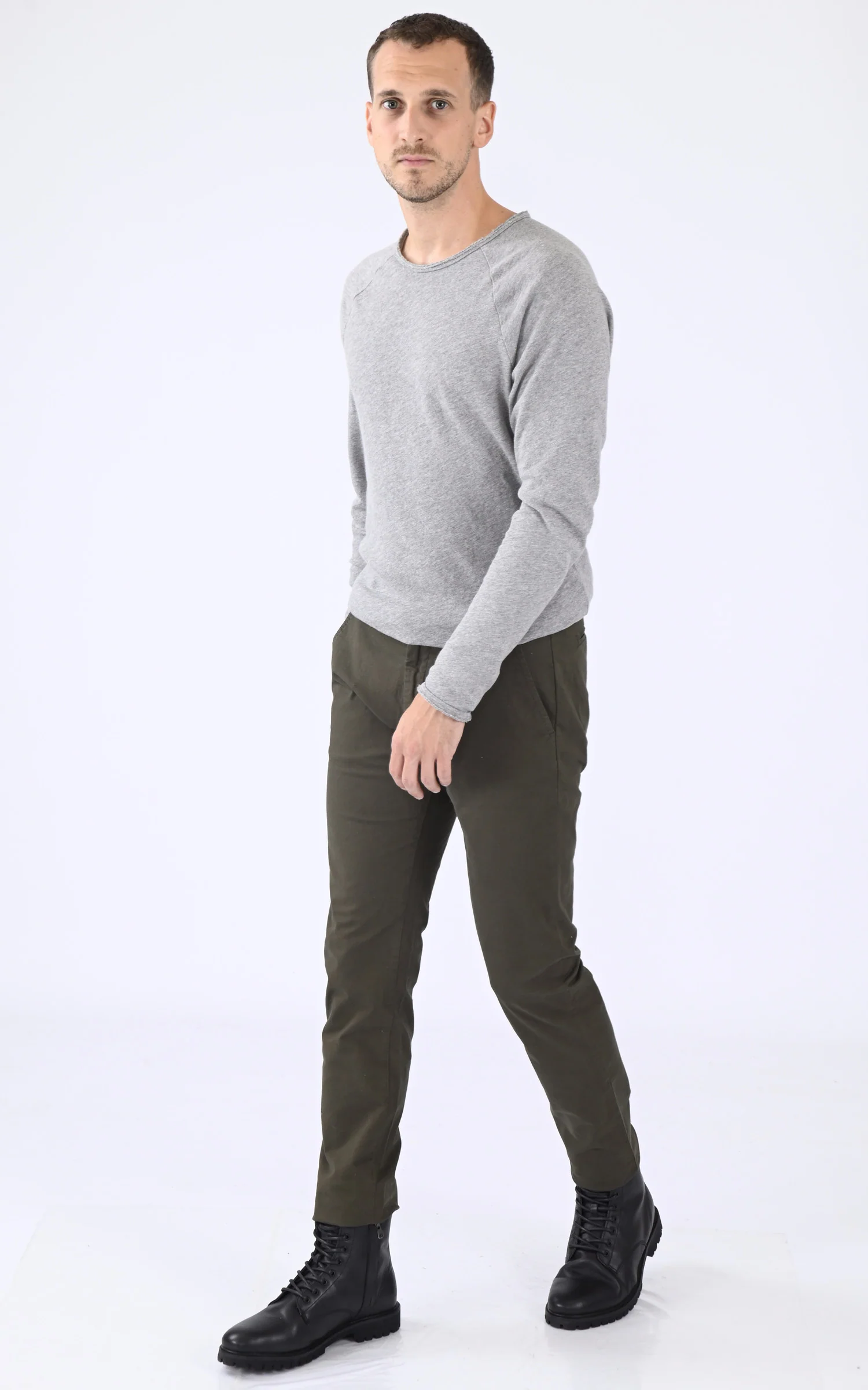 Pantalon chino TRJO70 kaki – Image 2
